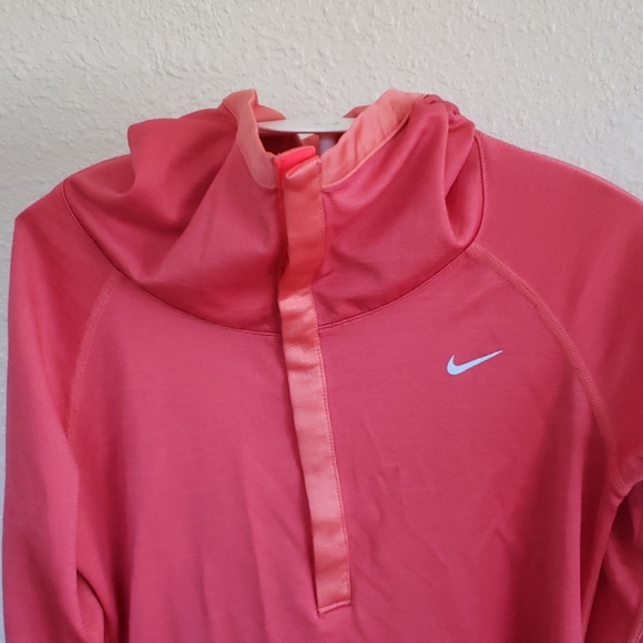 Nike Dri-Fit Top - Picture 3 of 6